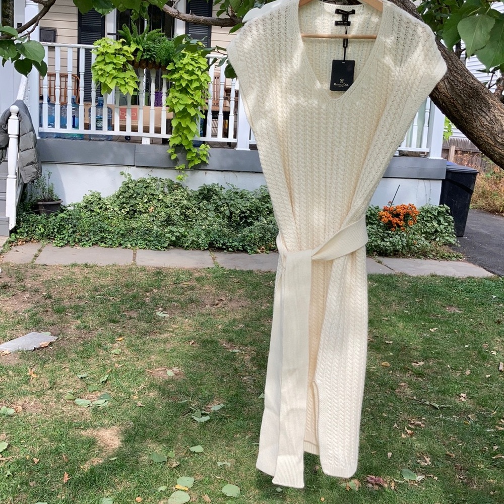 Ivory sleeveless sweater dress w/ belt